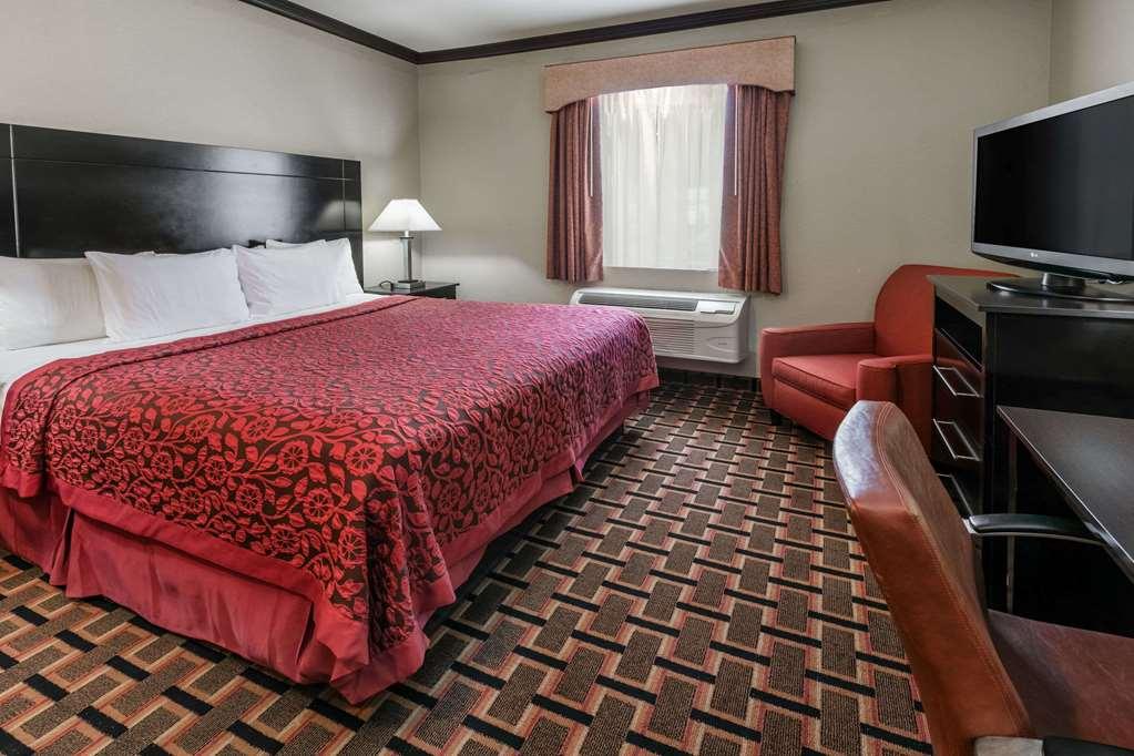 Days Inn & Suites By Wyndham Dfw Airport South-Euless Room photo